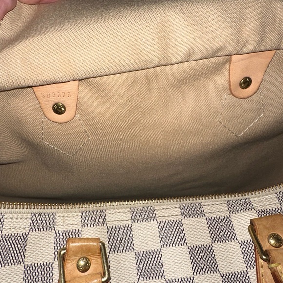 Louis Vuitton Bandoulière Speedy 30 EUC, gorgeous damier azure print make offer! - Picture 14 of 16